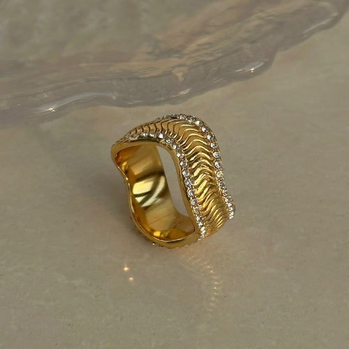 Anillo Cora